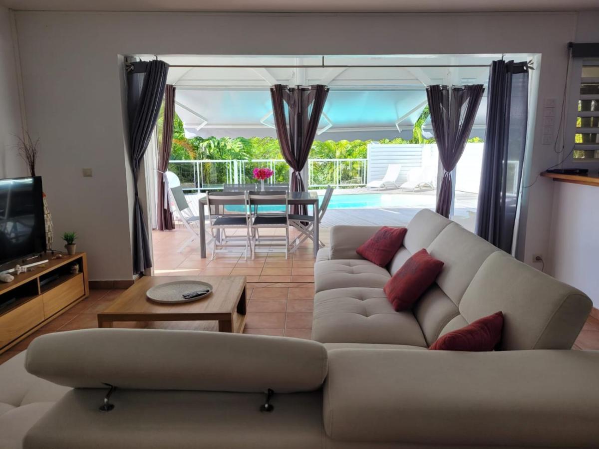 Villa Ste Marthe Avec Piscine, Grande Terrasse, Jardin Intime Et Citerne D'Eau แซงต์-ฟรองซัวส์ ภายนอก รูปภาพ